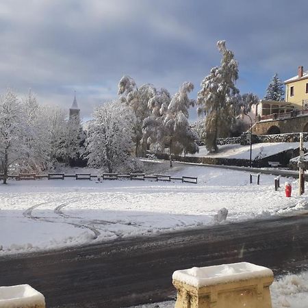 Hotel Gites Des Touristes Vollore-Montagne エクステリア 写真