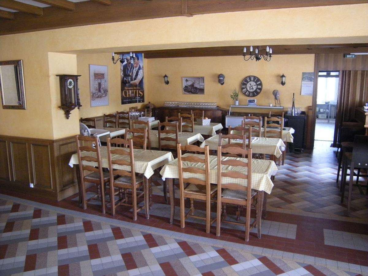 Hotel Gites Des Touristes Vollore-Montagne エクステリア 写真